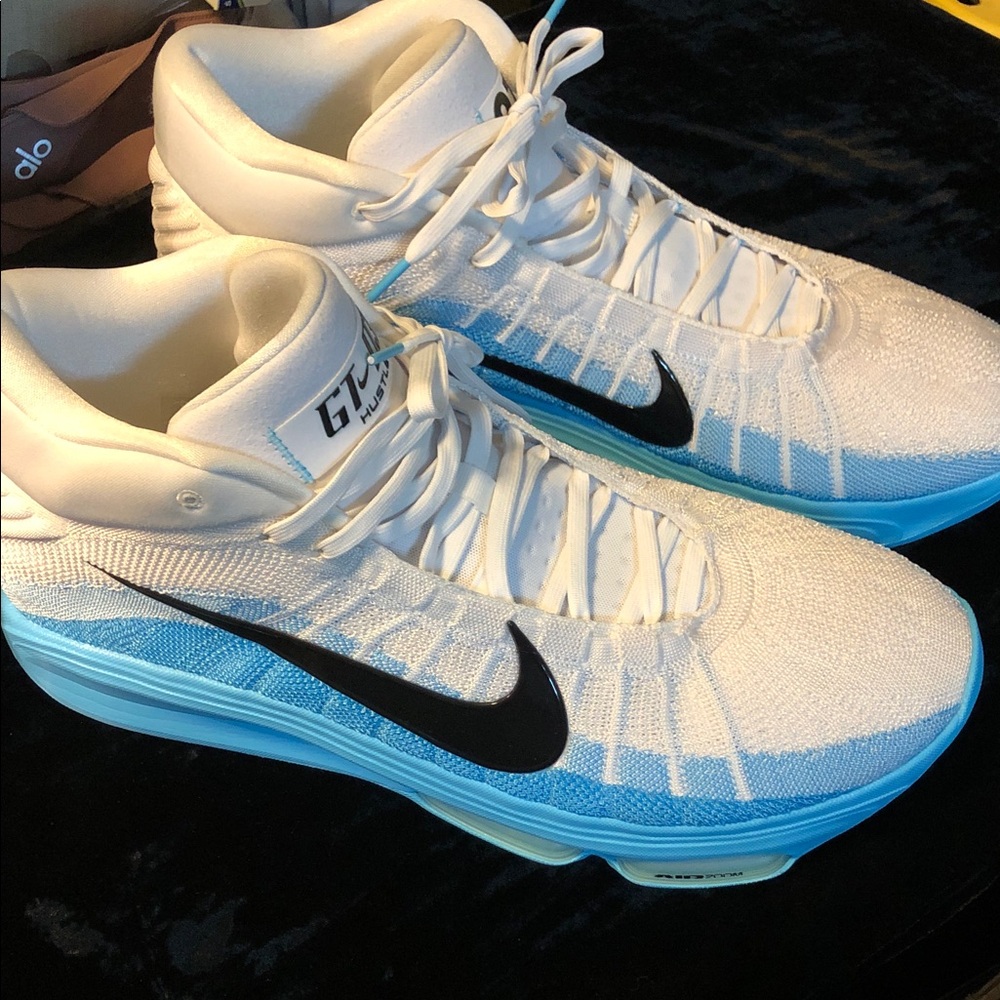 Nike Air Zoom GT03 Hustle MENS size 20